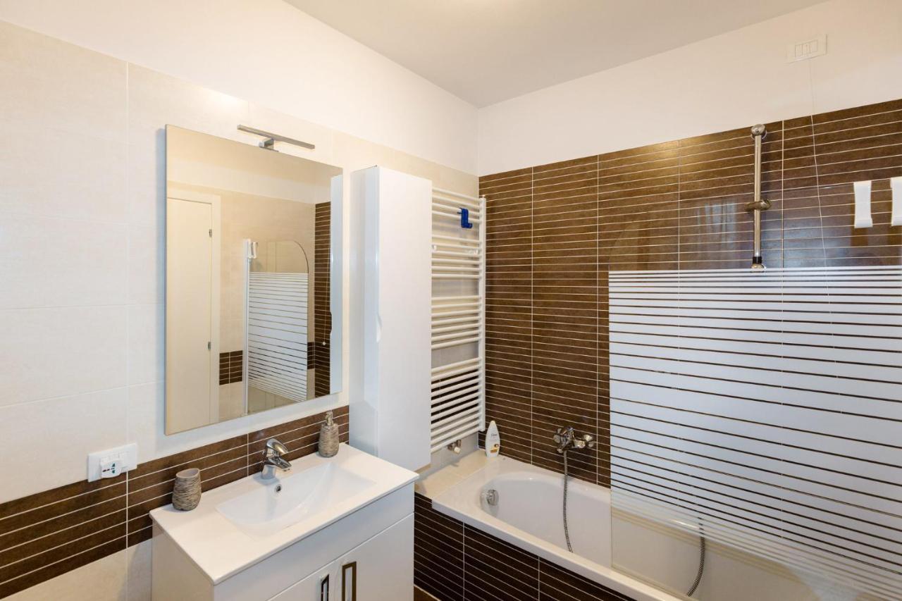 Appartamento Essenza Sirmione Exterior photo
